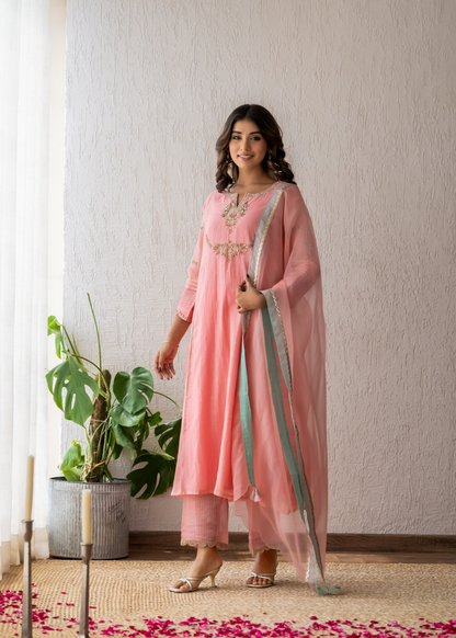 Gulaab Kurta Set