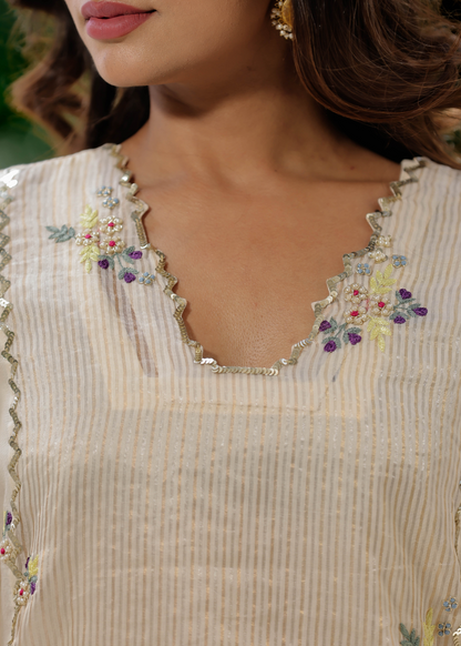 Ivory Zari Sitaara Short Kurta Set
