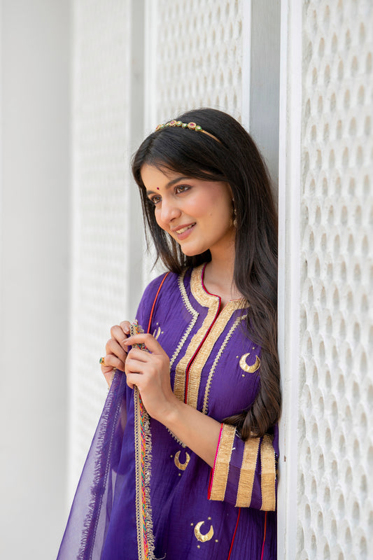 PURPLE CHAAND GOTA FARSHI SET