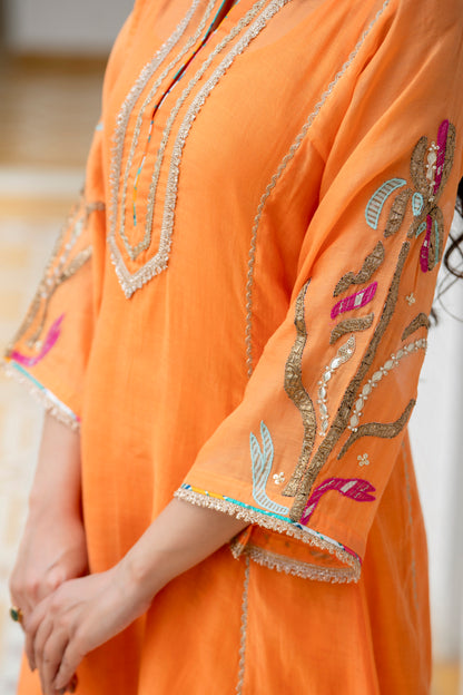 SUNHERI GOTA FARSHI SET