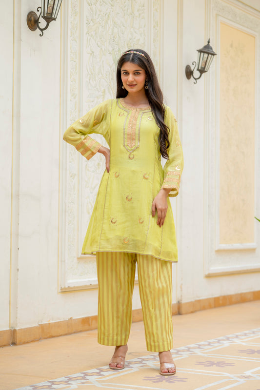 LIME GREEN CHAAND GOTA