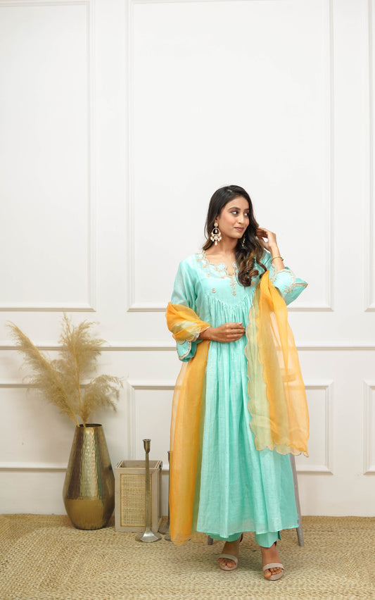 Turquoise Noor