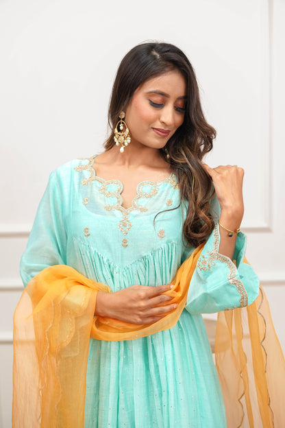 Turquoise Noor